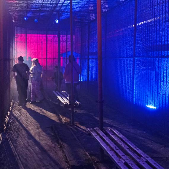 „Krwista noc” w Świnoujściu” Pomysł na spacer po mrocznej historii przyciągnął tłumy. Zobacz film! [1]