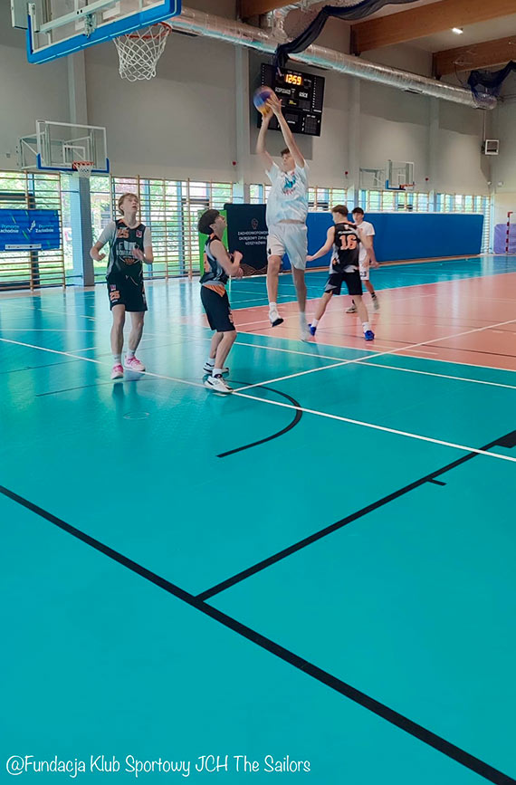 Turniej koszykówki 3x3 w Świnoujściu pełen niespodzianek. Gospodarze wśród najlepszych