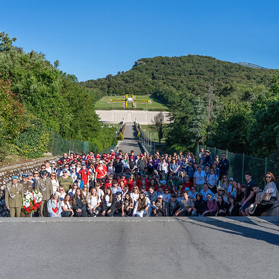 Świnoujście na Monte Cassino. Uczniowie reprezentują miasto w międzynarodowym turnieju [2]