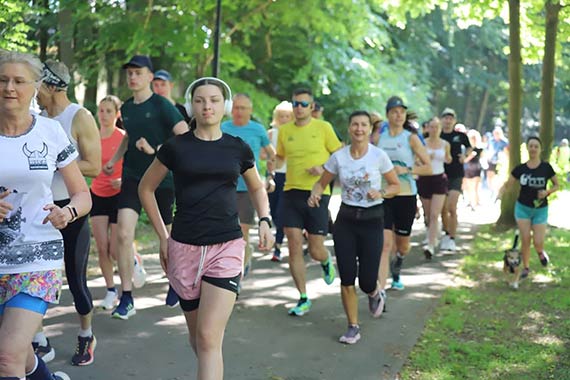 Świetna frekwencja na 451. parkrunie