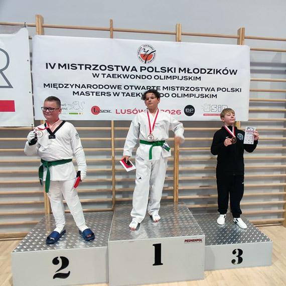 M³odzi wojownicy z ULKSW Pomorze podbili Lusówko. Dwa z³ota dla ¦winouj¶cia!