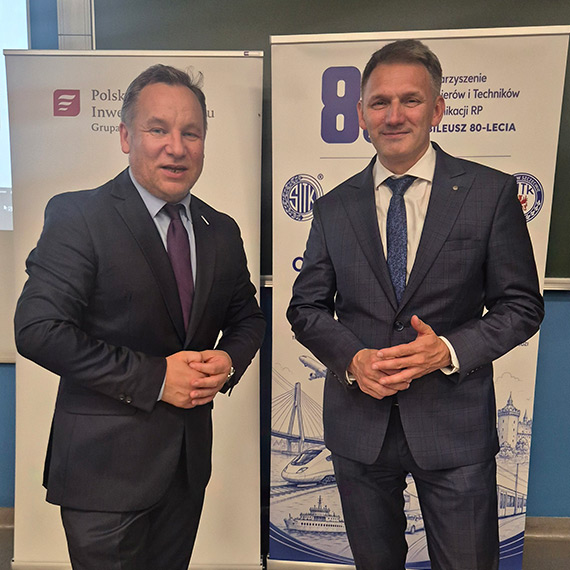 Jak efektywnie modernizowa� infrastruktur� kolejow�, ��czy� region z rynkami zagranicznymi i rozwija� potencja� port�w morskich?