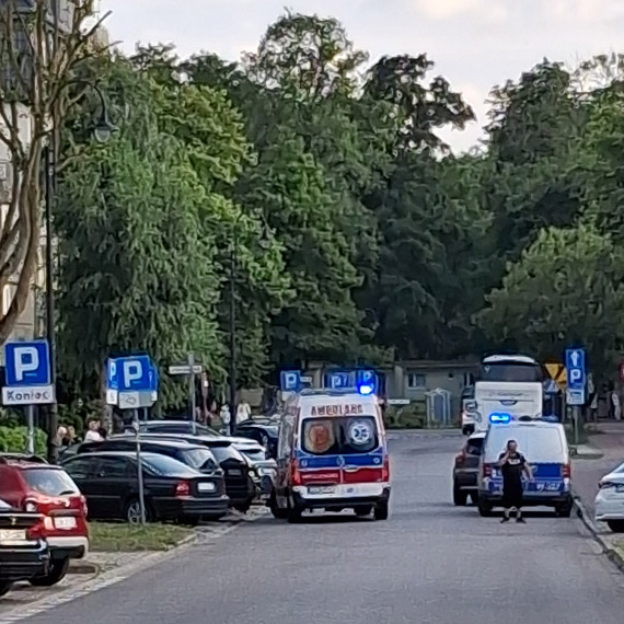 Potrącenie na ulicy Trentowskiego. 36-letnia kobieta trafiła do szpitala