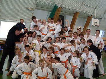 ¦winoujska Akademia Karate Kyokushin na Wojewódzkiej Olimpiadzie M³odzie¿y w Karate Kyokushin- Miel