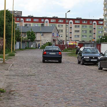 Mieszkacy domagaj si aby wyasfaltowa brukowan ulic Lechick
