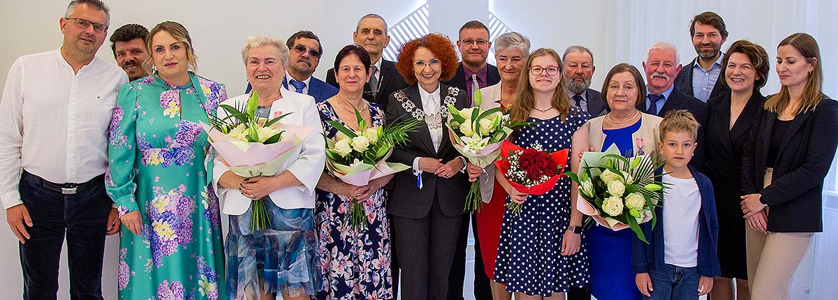 17-42-slider-50-lat-razem.jpg